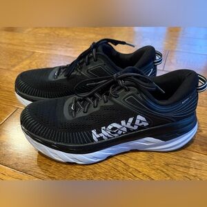 Women’s Hoka Bondi 7 ~ Size 9